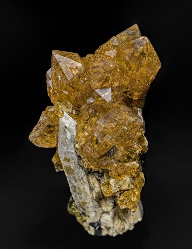 Quartz, Danburite<br />Charcas, Municipio Charcas, San Luis Potosí, México<br />11.6 x 7.3 cm<br /> (Author: am mizunaka)