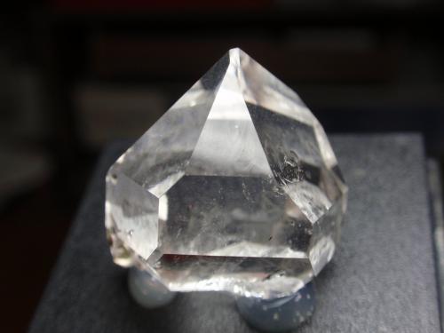 Cuarzo (variedad herkimer)<br />Condado Herkimer, New York, USA<br />20x20 mm<br /> (Autor: Ignacio)