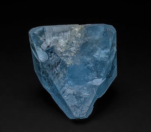 Topaz<br />Mina St Anns, Mwami (Miami), Distrito Karoi, Mashonalandia Occidental, Zimbabwe<br />4.3 x 3.5 cm<br /> (Author: am mizunaka)