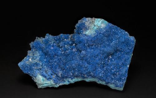 Quartz, Shattuckite, Chrysocolla<br />Mina Milpillas, nivel 1100, Cuitaca, Municipio Santa Cruz, Sonora, México<br />8.5 x 5.7 cm<br /> (Author: am mizunaka)