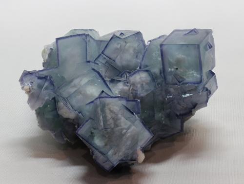 Fluorita<br />Mina Yaogangxian, Yizhang, Prefectura Chenzhou, Provincia Hunan, China<br />60x55 mm<br /> (Autor: Ramon A  Lopez Garcia)