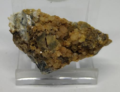 Cerusita<br />Mina Mineralogia, El Molar, Comarca Priorat, Tarragona, Cataluña / Catalunya, España<br />5x2,5cm<br /> (Autor: Adri Rodríguez)