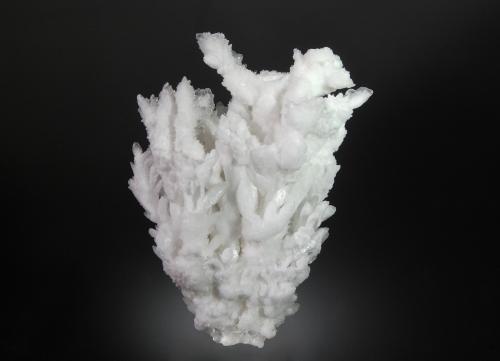 Calcite<br />Distrito Santa Eulalia, Municipio Aquiles Serdán, Chihuahua, México<br />7.0 cm x 9.2 cm<br /> (Author: Michael Shaw)