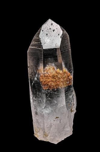 Quartz, Dolomite<br />Monte Fisher, Mount Ida, Condado Montgomery, Arkansas, USA<br />9.1 x 3.7 cm<br /> (Author: am mizunaka)