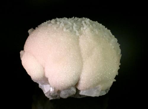 Calcite<br />Mina Boldut, zona minera Cavnic, Cavnic, Maramures, Rumanía<br />8.5 cm x 11.0 cm x 15.0 cm<br /> (Author: Michael Shaw)