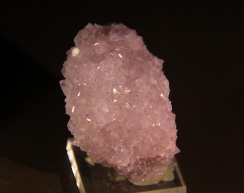 Quartz (variety amethyst)<br />Cantera del Vértice, Cerro Vértice, Villaviciosa de Córdoba, Comarca Valle del Guadiato, Córdoba, Andalucía, España<br />35mm x 46mm x 52mm<br /> (Author: Firmo Espinar)