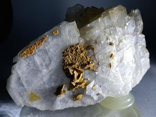 Baryte, Siderite<br />Mina Brosso, Cálea, Léssolo, Distrito Canavese, Provincia Ciudad metropolitana de Turín, Piamonte (Piemonte), Italia<br />79 x 52 mm<br /> (Author: Sante Celiberti)