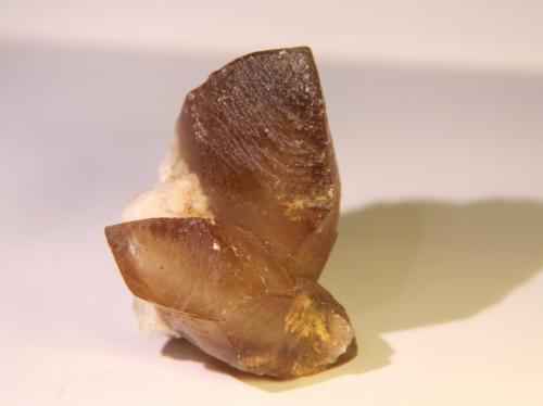 Calcite<br />Cantera Candesa, Alto de Verdenueva, Camargo, Comarca Santander, Cantabria, España<br />43mm x 58mm x 37mm<br /> (Author: Firmo Espinar)