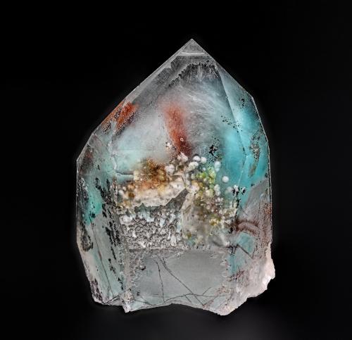 Quartz, Ajoite, Hematite, Copper<br />Mina Messina, Musina (Messina), Distrito Vhembe, Provincia Limpopo, Sudáfrica<br />3.5 x 2.5 cm<br /> (Author: am mizunaka)