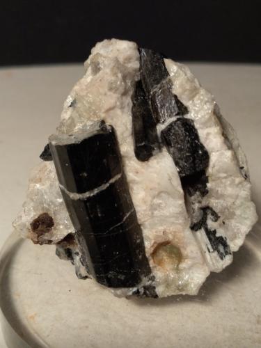 Schorl<br />Peninsula Piona, Colico, Provincia Lecco, Lombardía/Lombardia, Italia<br />45 x 49 mm<br /> (Author: Sante Celiberti)