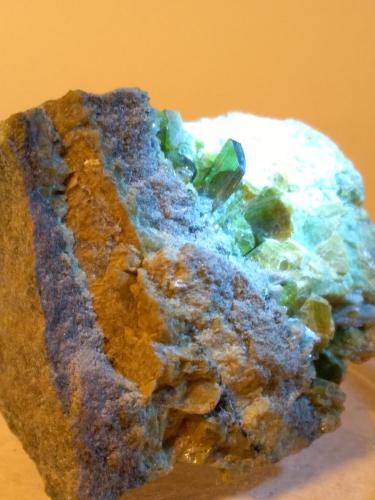 Diopside<br />Bellecombe, Châtillon, Valle de Aosta (Val d'Aosta), Italia<br />52 x 44 mm<br /> (Author: Sante Celiberti)