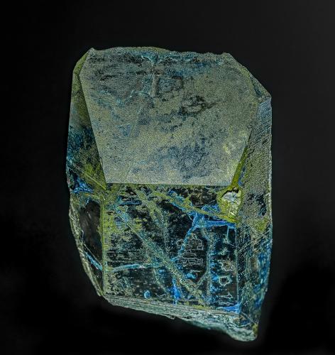 Quartz, Shattuckite<br />Mina Van der Plas, Kaokoveld Plateau, Región Kunene, Namibia<br />7.2 x 4.7 cm<br /> (Author: am mizunaka)