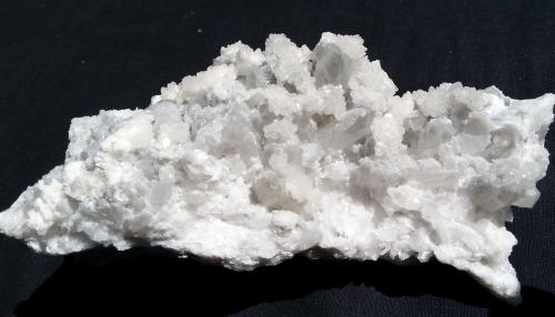 Calcite on Quartz variety smoky<br />Túnel Baimashan (obras), Qianbaxia, Wuyishan, Prefectura Nanping, Provincia Fujian, China<br />11 x 6 cm<br /> (Author: Volkmar Stingl)