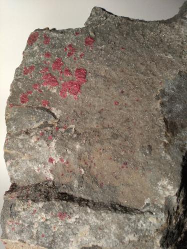 Cinnabar<br />Mina Siele, Monte Amiata, Piancastagnaio, Provincia Siena, Toscana, Italia<br />27 x 21 cm<br /> (Author: Sante Celiberti)