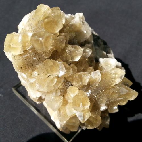 Calcite<br />Túnel Jinshazhou (obras), Guangzhou, Distrito Guangzhou, Provincia Guangdong, China<br />7,5 x 5 cm<br /> (Author: Volkmar Stingl)