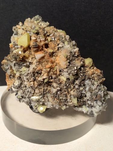 Sulphur, Pyrite, Calcite<br />Mina Campiano, Montieri, Provincia Grosseto, Toscana, Italia<br />70 x 60 mm<br /> (Author: Sante Celiberti)