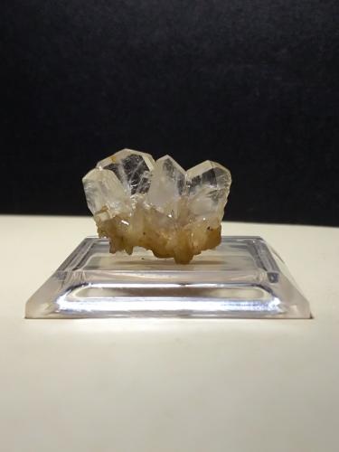 Quartz (variety faden)<br />Monte Leoni, Sticciano, Roccastrada, Provincia Grosseto, Toscana, Italia<br />25 x 23 mm<br /> (Author: Sante Celiberti)