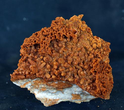 Calcita<br />Cantera Casablanca, Lloma Alta, Les Boqueres, San Vicente del Raspeig/Sant Vicent del Raspeig, Comarca Campo de Alicante, Alicante / Alacant, Comunidad Valenciana / Comunitat Valenciana, España<br />7 x 5.5 cm<br /> (Autor: Pedro Antonio)