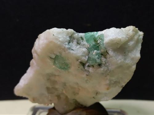 Beryl (variety emerald)<br />Mina Buca della Vena, Ponte Stazzemese, Municipio Stazzema, Provincia Lucca, Toscana, Italia<br />44 x 32 mm<br /> (Author: Sante Celiberti)