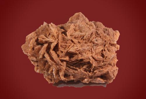 Gypsum<br />Los Villares, La Almarcha, Comarca La Mancha Alta, Cuenca, Castilla-La Mancha, España<br />114mm x 85mm x 57mm<br /> (Author: Firmo Espinar)