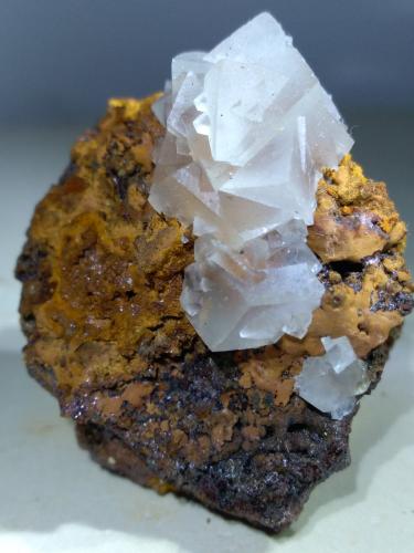 Calcite<br />Campiglia Marittima, Campigliese, Provincia Livorno, Toscana, Italia<br />40 x 40 mm<br /> (Author: Sante Celiberti)