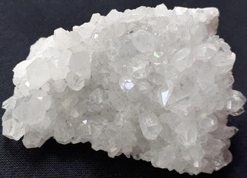 Quartz<br />Túnel Baimashan (obras), Qianbaxia, Wuyishan, Prefectura Nanping, Provincia Fujian, China<br />5 x 3,5 cm<br /> (Author: Volkmar Stingl)