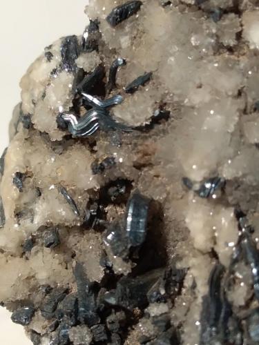 Stibnite on Quartz<br />Mina Pereta, Pereta, Magliano in Toscana, Provincia Grosseto, Toscana, Italia<br />68 x 50 mm<br /> (Author: Sante Celiberti)