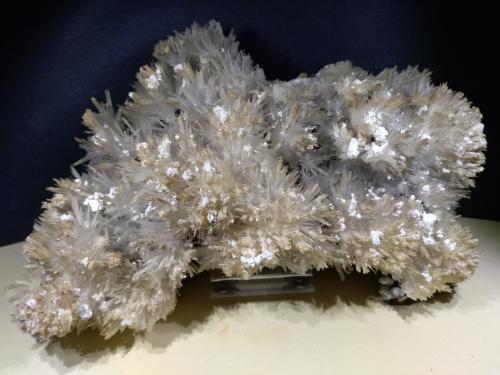 Aragonite, Kaolinite<br />Mina La Selva, Casal di Pari, Civitella-Paganico, Provincia Grosseto, Toscana, Italia<br />18 x 12 cm<br /> (Author: Sante Celiberti)