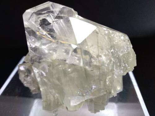 Quartz (variety gwindel), Amphibole Supergroup (variety byssolite)<br />Zona Paso de San Gotardo, Macizo Central San Gotardo, Leventina, Ticino (Tessin), Suiza<br />52 x 44.5 mm<br /> (Author: Sante Celiberti)