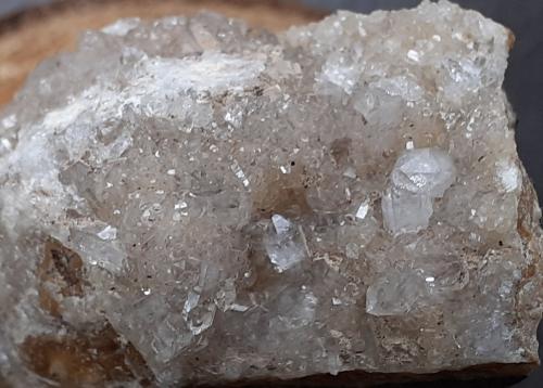 Quartz<br />Wildon (Weitendorf), Distrito Leibnitz, Estiria/Steiermark, Austria<br />5 x 2,5 cm<br /> (Author: Volkmar Stingl)