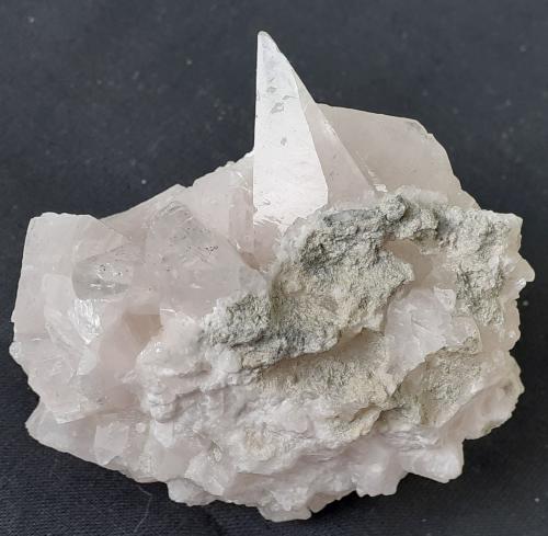 Calcite<br />Túnel norte Wuyi (obras), Wuyishan, Prefectura Nanping, Provincia Fujian, China<br />6,5 x 6 cm<br /> (Author: Volkmar Stingl)