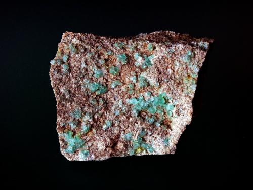 Fluorita<br />Pedrera Berta, Turó de Can Domènech, Serra de Roques Blanques, Sant Cugat del Vallès-El Papiol, Comarca Vallès Occidental / Baix Llobregat, Barcelona, Cataluña / Catalunya, España<br />8 x 7 cm.<br /> (Autor: Antonio P. López)