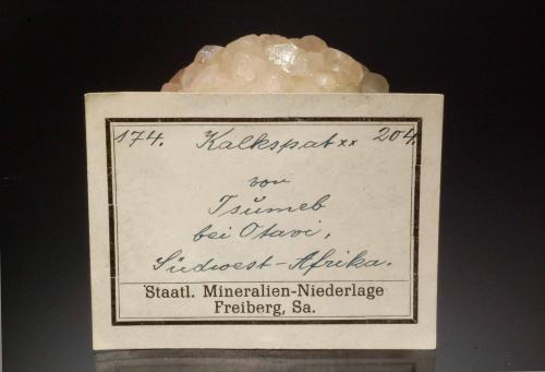 Calcite label<br /><br /><br /> (Author: Michael Shaw)