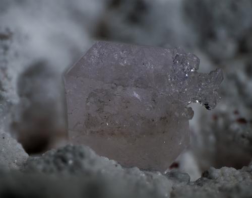 Fluorapophyllite<br />Distrito Jalgaon, Maharashtra, India<br />x-tal = 19 mm<br /> (Author: Rob Schnerr)