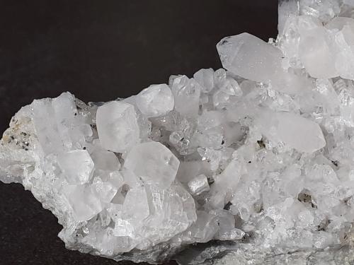 Calcite, Quartz, Pyrite<br />Túnel Caidun #2 (obras), Jianyang, Prefectura Nanping, Provincia Fujian, China<br /><br /> (Author: Volkmar Stingl)