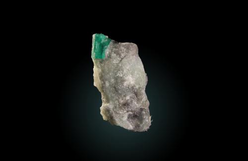 Beryl (variety emerald)<br />Swat, Distrito Swat (Valle Swat), Jaiber Pastunjuá, Paquistán<br />17mm x 35mm x 12mm<br /> (Author: Firmo Espinar)