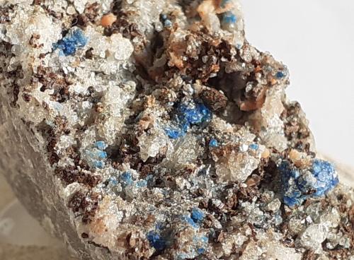 Lazulite<br />Färbergraben, Pfarrwerfen, Pongau, St. Johann im Pongau, Hohe Tauern, Salzburgo/Salzburg, Austria<br />3,2 x 1,7 cm<br /> (Author: Volkmar Stingl)