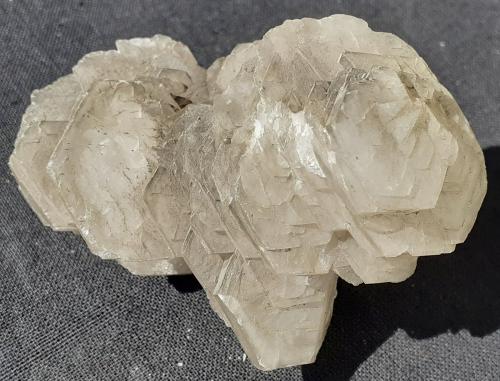 Calcite<br />Charcas, Municipio Charcas, San Luis Potosí, México<br />5,5 x 4,5 cm<br /> (Author: Volkmar Stingl)