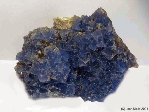 Fluorita<br />Mina Xia Yang, Yongchun, Prefectura Quanzhou, Provincia Fujian, China<br />85x65 mm<br /> (Autor: Joan Niella)