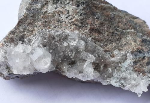 Quartz<br />Chengnan tunnel (construction site), Wuyishan, Nanping Prefecture, Fujian Province, China<br />7 x 4 cm<br /> (Author: Volkmar Stingl)