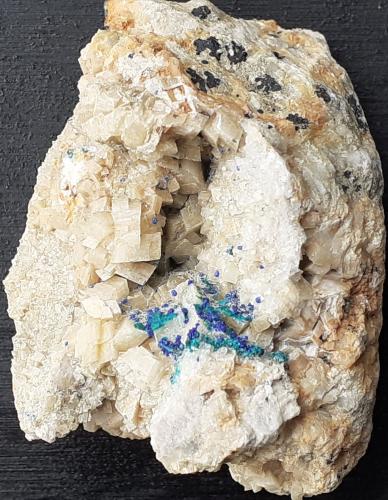 Azurite, Malachite, Dolomite<br />Distrito minero Ringenwechsel, Troi, Distrito Schwaz, Valle Inn, Tirol Norte, Tirol, Austria<br />4,5 x 3 cm<br /> (Author: Volkmar Stingl)