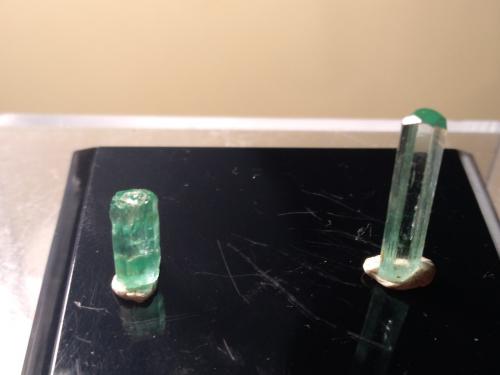 Beryl (variety Emerald)<br />Meseta Jos, Distrito Ropp, Estado Plateau, Nigeria<br />!9 x 4 mm (the biggest)<br /> (Author: Sante Celiberti)