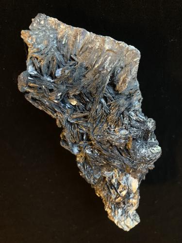 Covellite<br />Mina Summitville, Distrito Summitville, Condado Rio Grande, Colorado, USA<br />195 mm X 88 mm X 70 mm<br /> (Author: Robert Seitz)