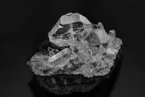 Quartz<br />Valle Zhob, Distrito Quetta, Balochistan (Baluchistan), Paquistán<br />9.6 x 9.5 cm<br /> (Author: am mizunaka)