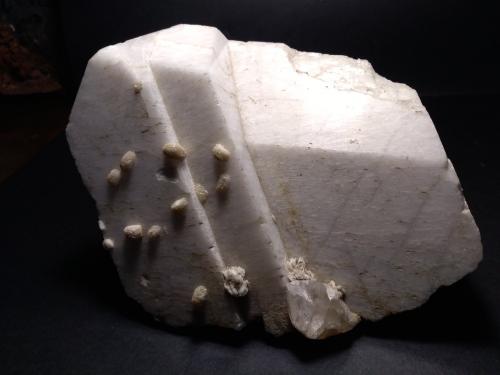 Microcline, Quartz, Muscovite, Albite, 'Tourmaline'<br />Distrito Gilgit, Gilgit-Baltistan (Áreas del Norte), Paquistán<br />20 x 17 cm<br /> (Author: Sante Celiberti)