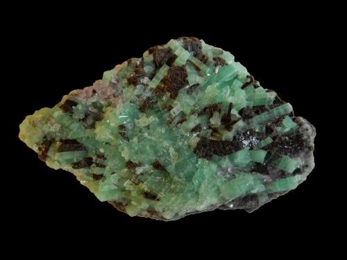 Beryl (variety emerald)<br />Mina Dayakou, Mengdong, Malipo, Prefectura autónoma Wenshan Zhuang y Miao, Provincia Yunnan, China<br />65 mm x 40 mm x 15 mm<br /> (Author: Dany Mabillard)