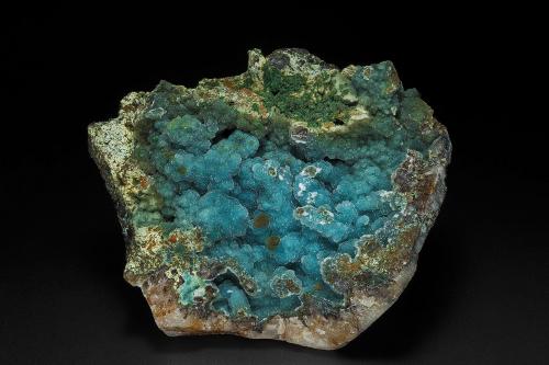 Quartz, Chrysocolla, Malachite<br />Mina Mount Glorious, Cloncurry, Distrito Cloncurry, Queensland, Australia<br />10.1 x 8.7 cm<br /> (Author: am mizunaka)