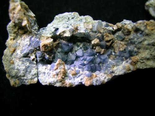 Blue Quartz.
Los Vives - Orihuela - Alicante (Spain)
Size of the specimen: 80x30mm (Author: trencapedres)