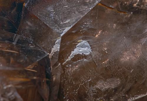 Quartz (variety smoky quartz)<br />Minas Gerais, Brasil<br /><br /> (Author: am mizunaka)