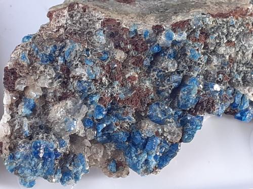 Lazulite<br />Färbergraben, Pfarrwerfen, Pongau, St. Johann im Pongau, Hohe Tauern, Salzburgo/Salzburg, Austria<br />3,5 x 2,3 cm<br /> (Author: Volkmar Stingl)